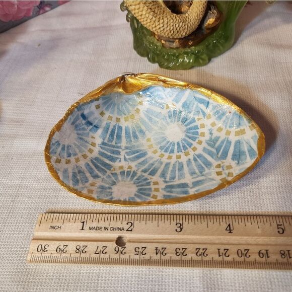 DECOUPAGE BLUE CIRCLES CLAM SHELL - Picture 10 of 11